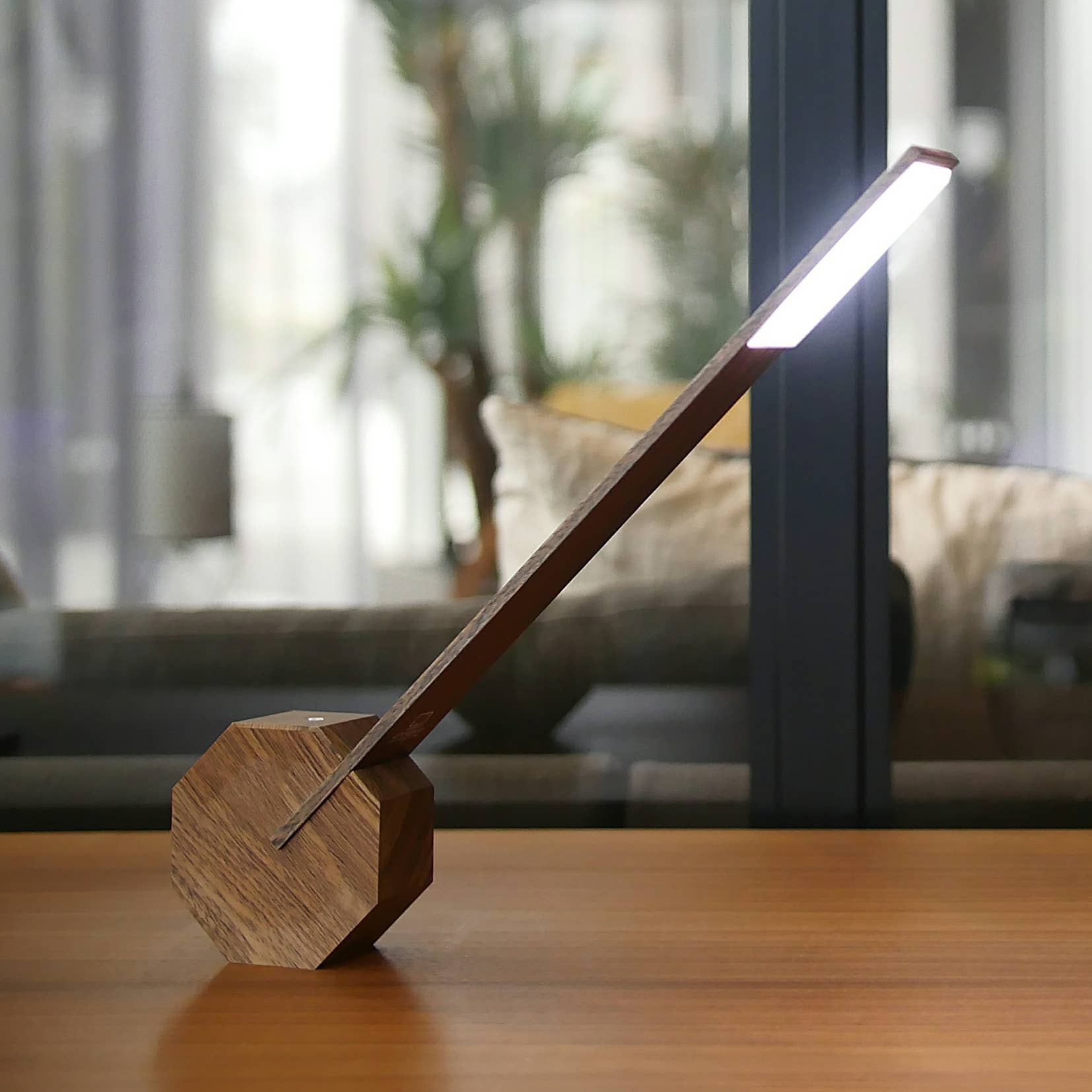 Octagon One Portable Desk Light - Cordless / Walnut