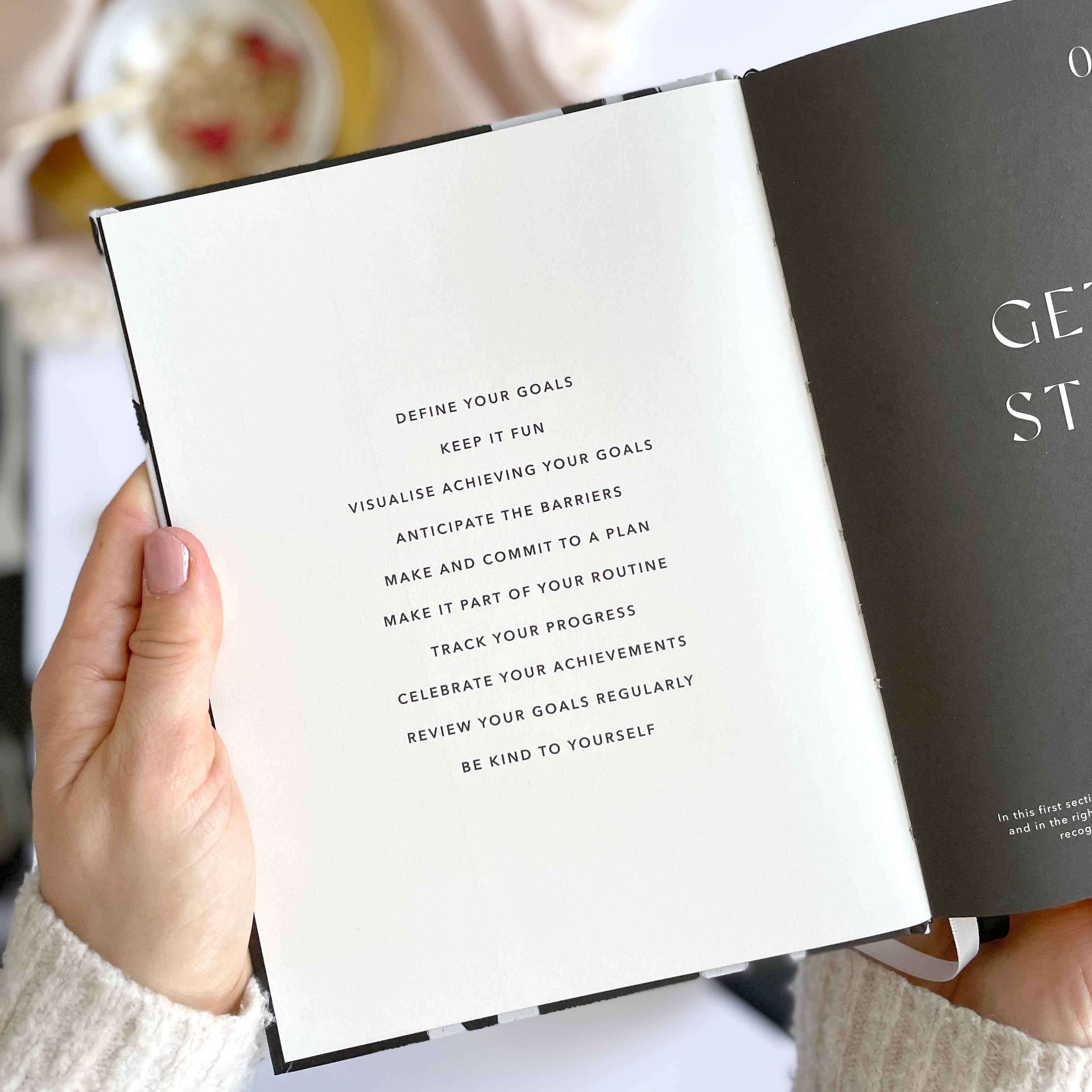 My Daily Fitness Planner - Workout and Meal Planner (Noir)