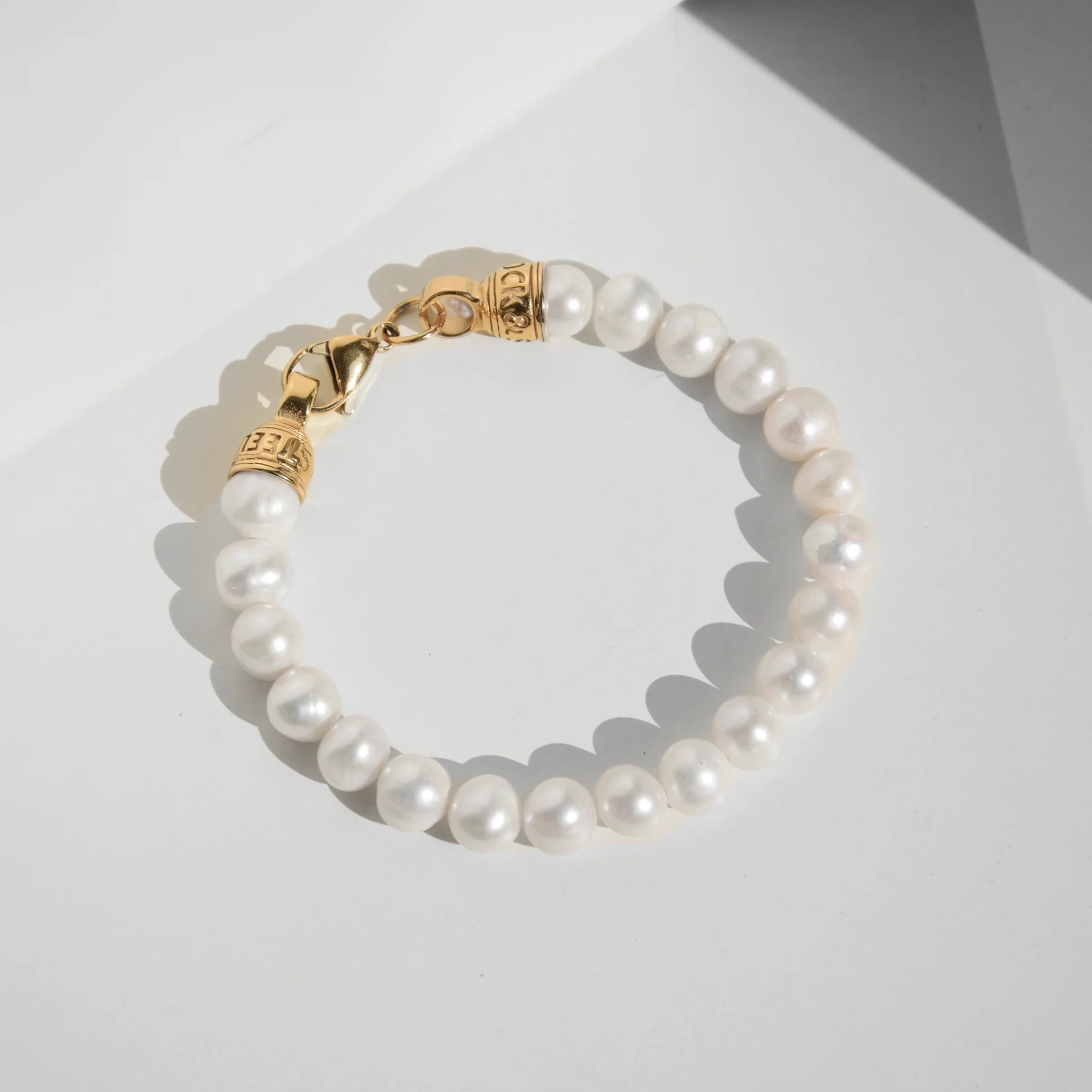 Armband Moonlight Pearl Bracelet with Gold Clasp| Rock & Steel
