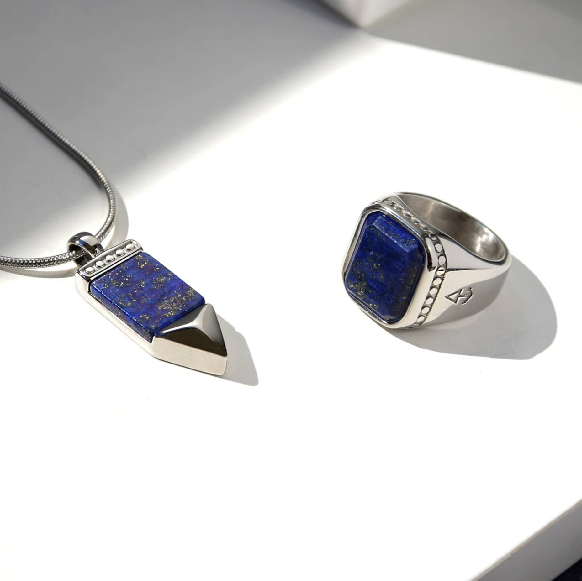 LIBERTY LAPISLAZULI STONE Necklace| Rock & Steel