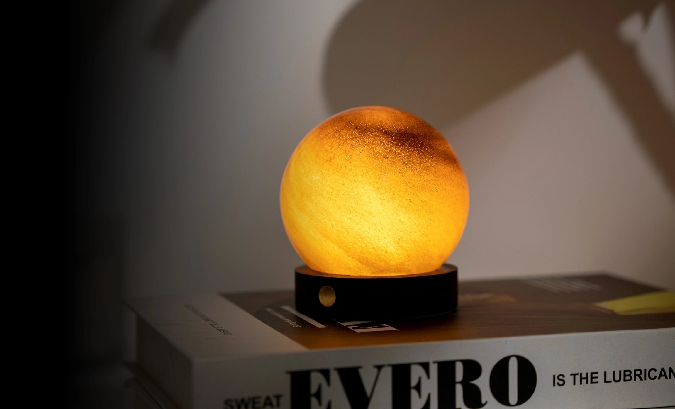 Astra Glass Light- Wireless & Portable - 2024 UK Gift of the Year Winner (Large)