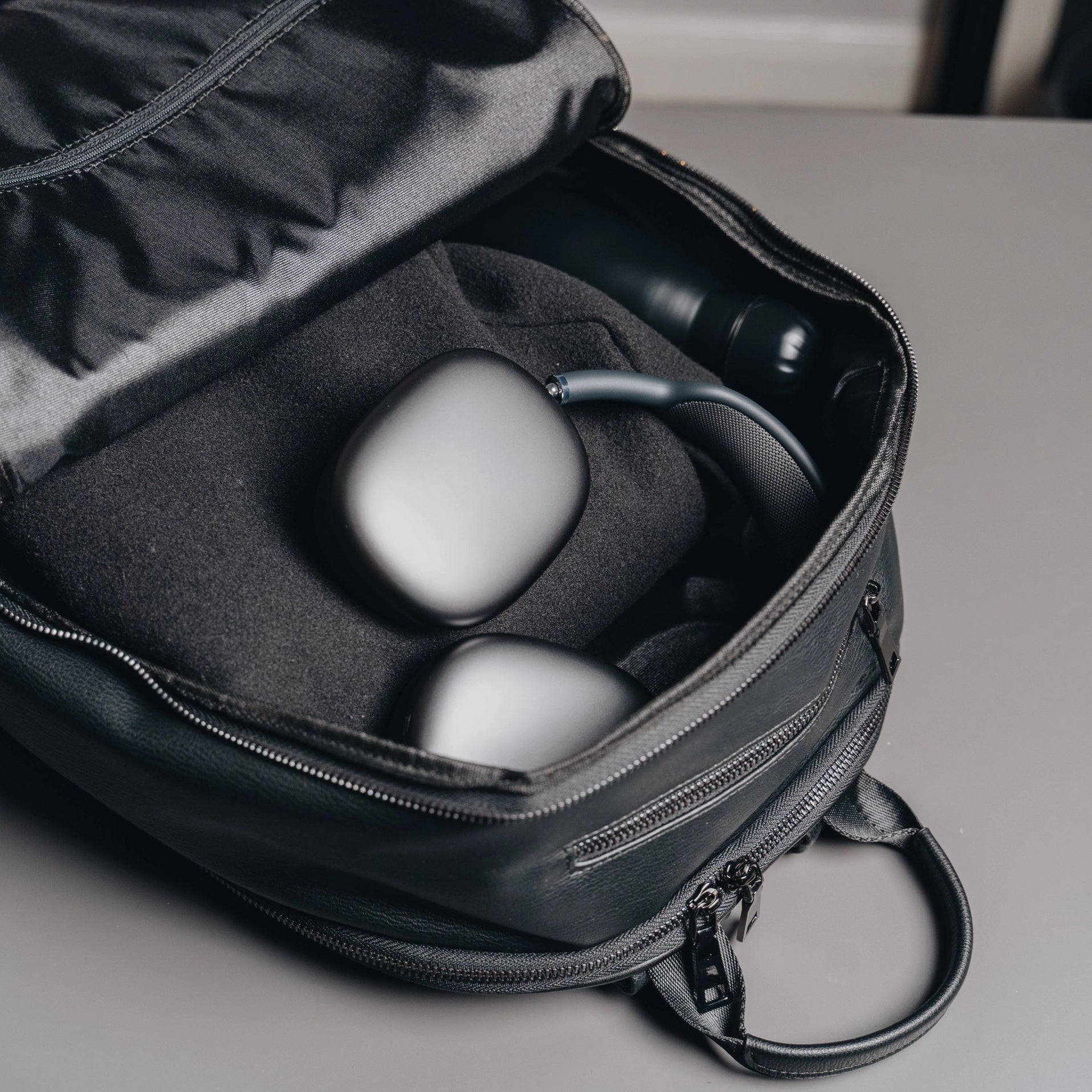 Classic Leather Backpack - Black - Dapperfella