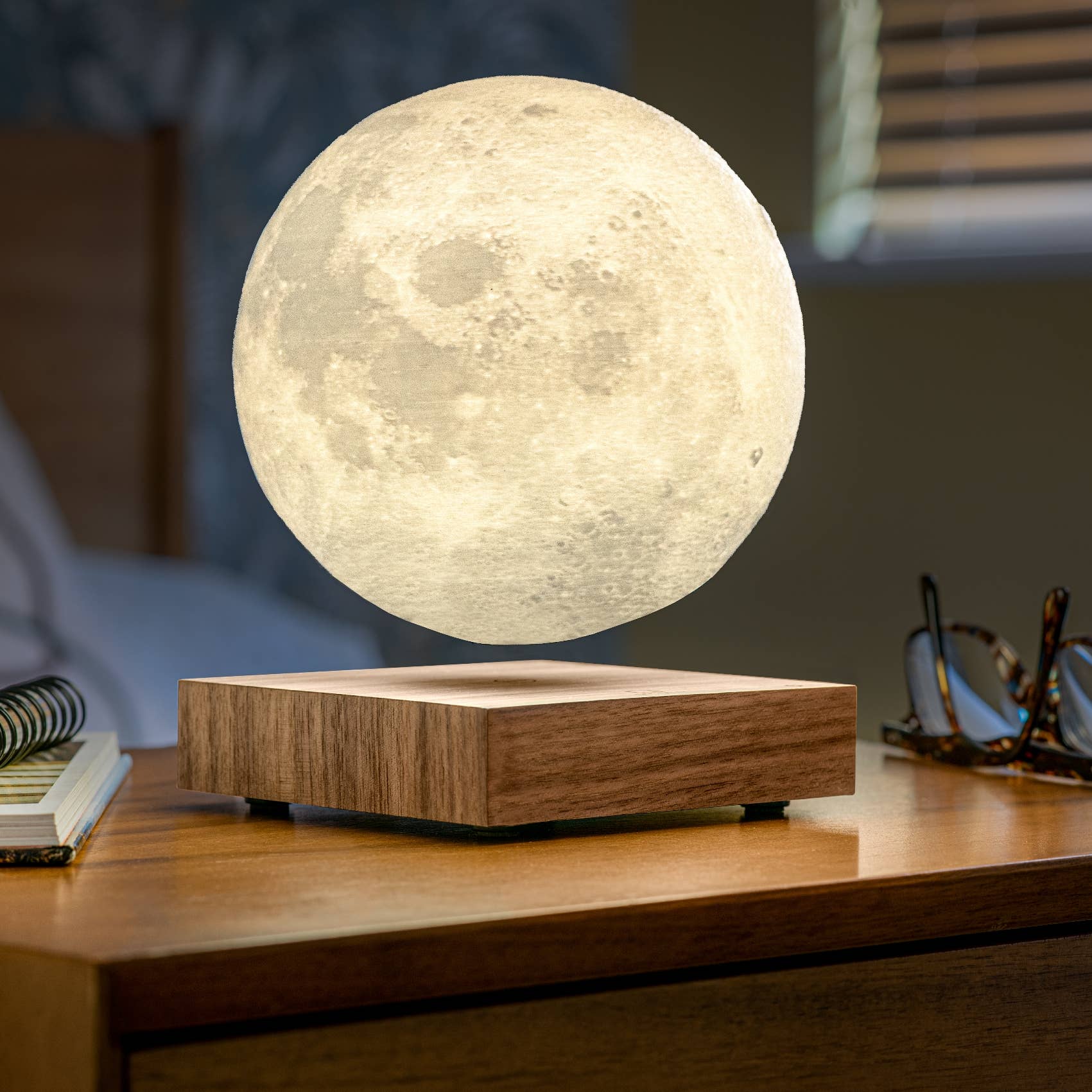 Smart Levitating Moon Lamp - Walnut