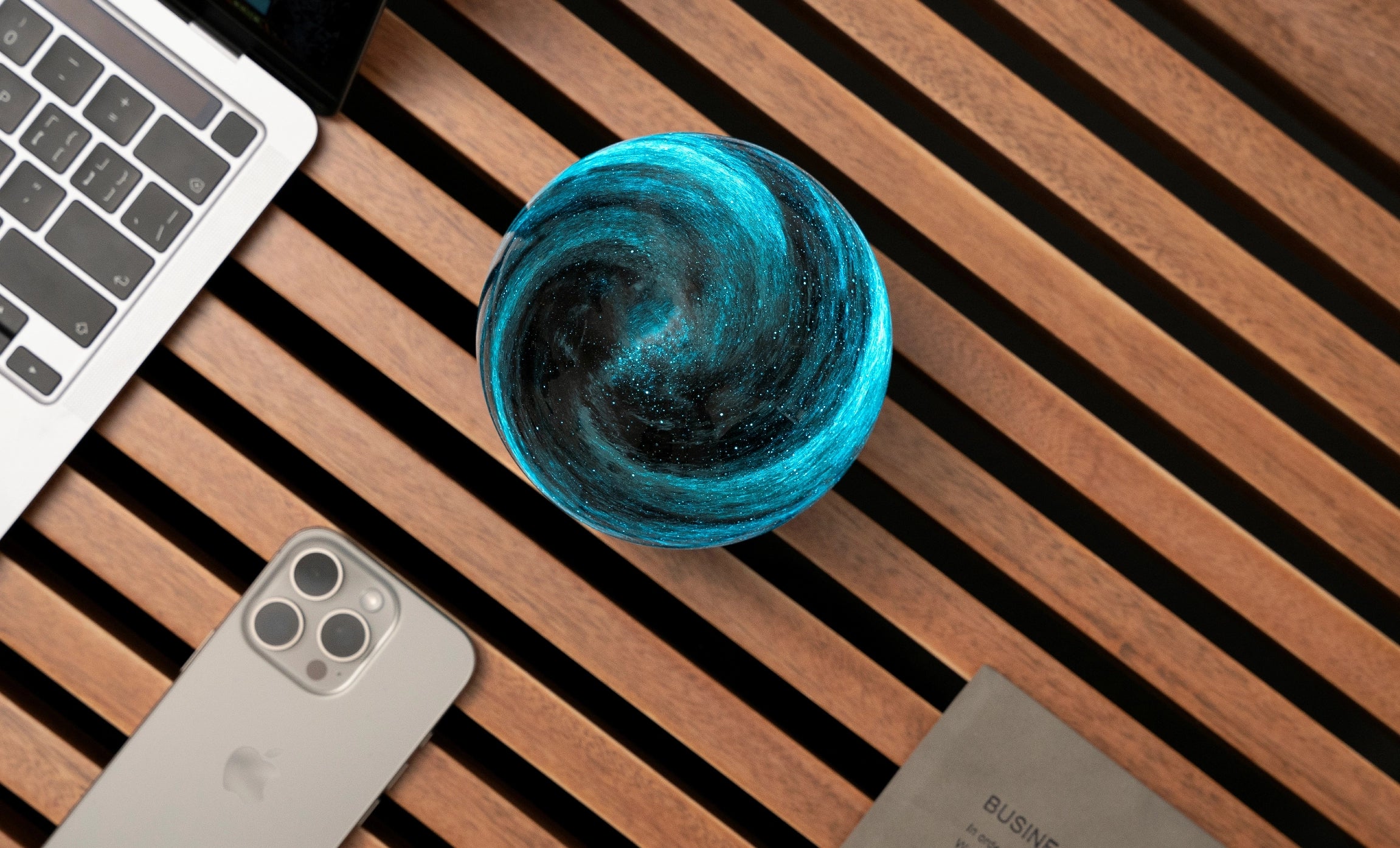 Astra Glass Light- Wireless & Portable - 2024 UK Gift of the Year Winner (Large)