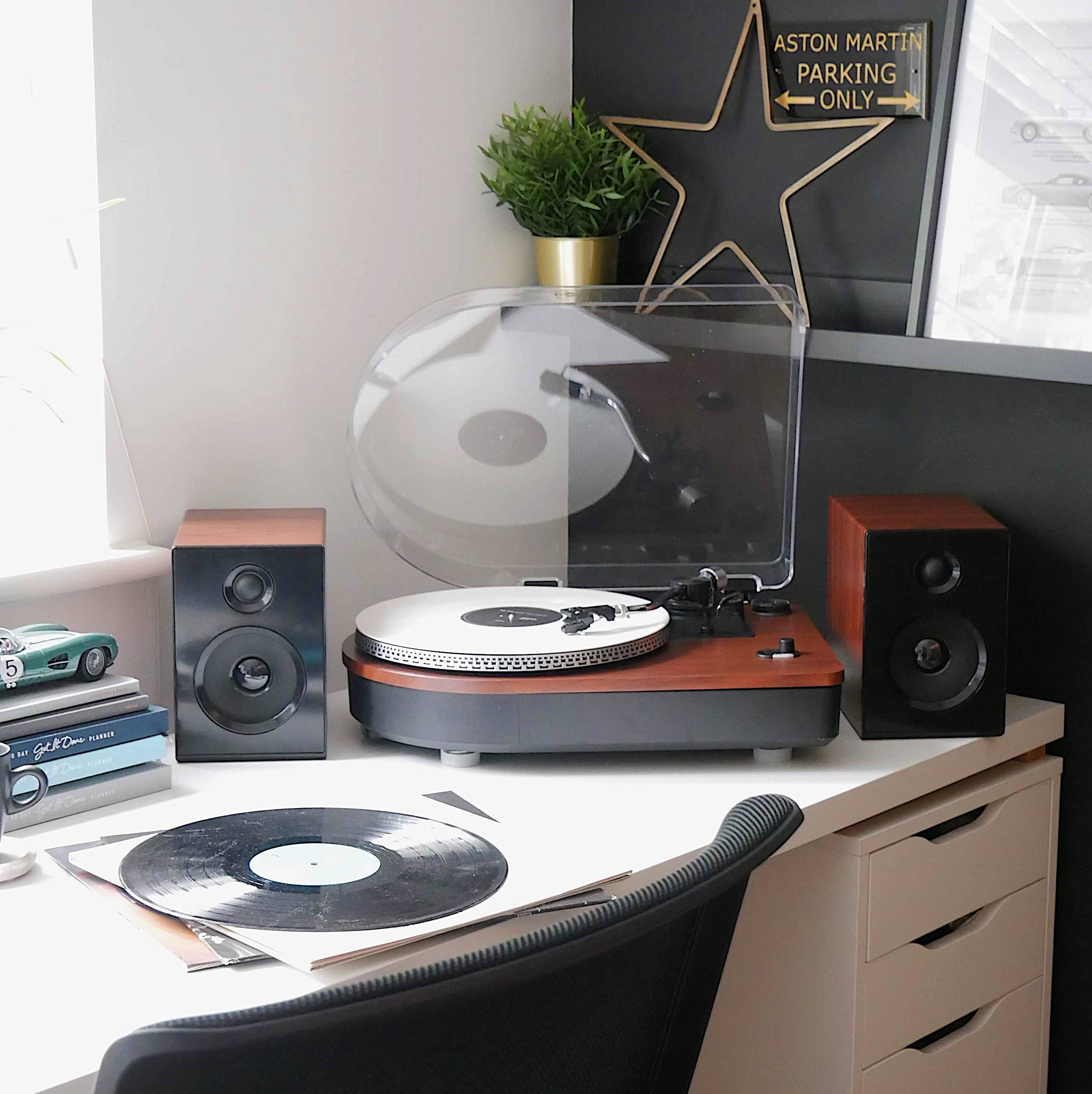 Camden Luxury Turntable with Bluetooth + Speakers
