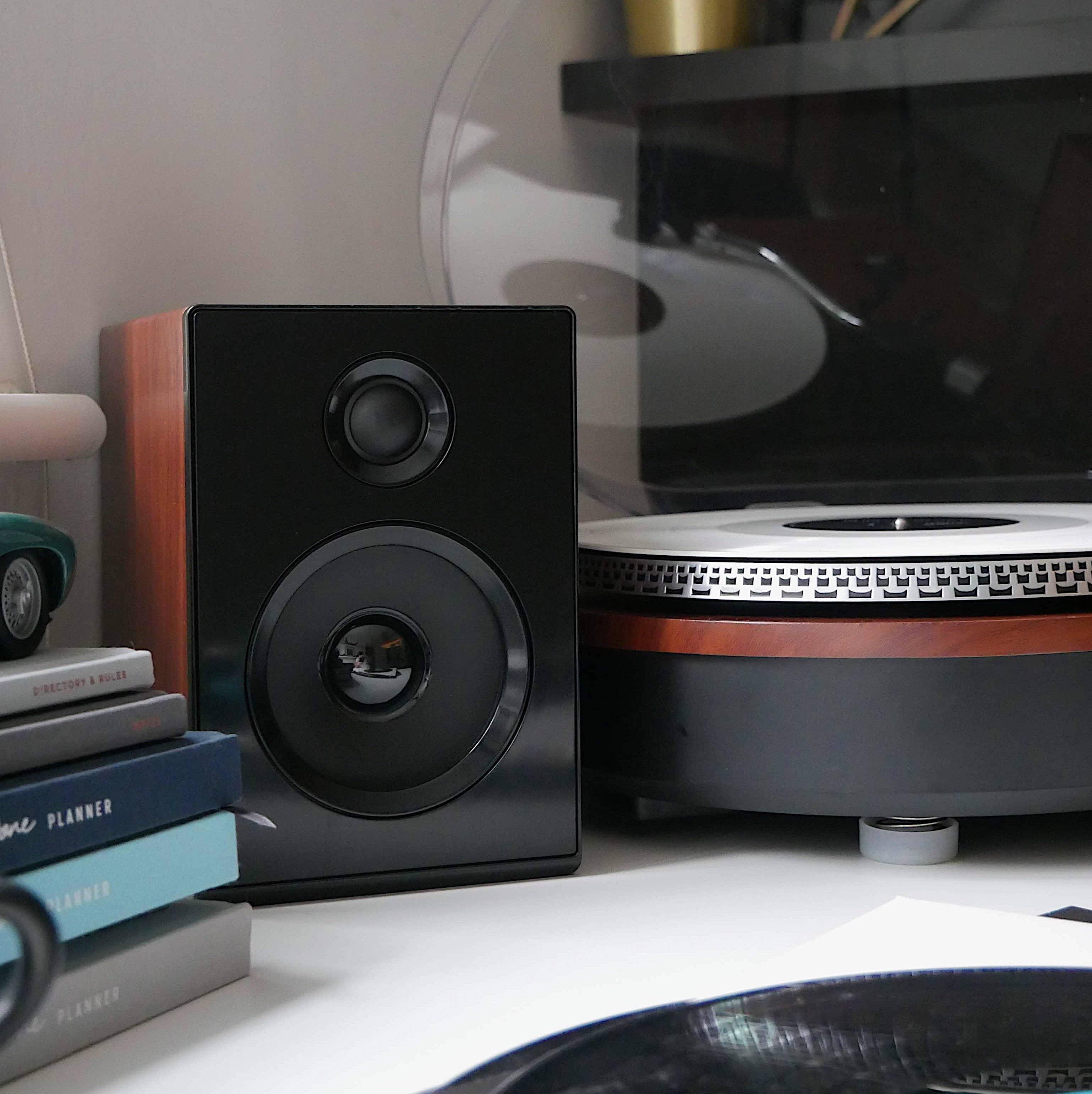 Camden Luxury Turntable with Bluetooth + Speakers