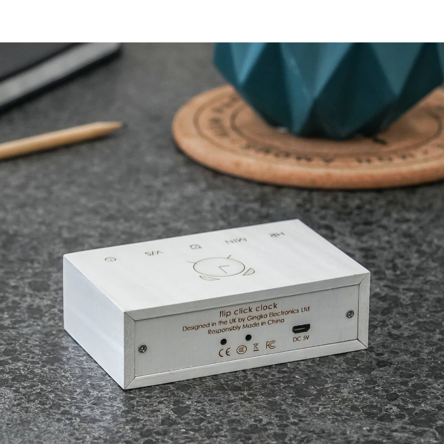 Flip Click Clock -  2019 UK Gift of the Year Award !