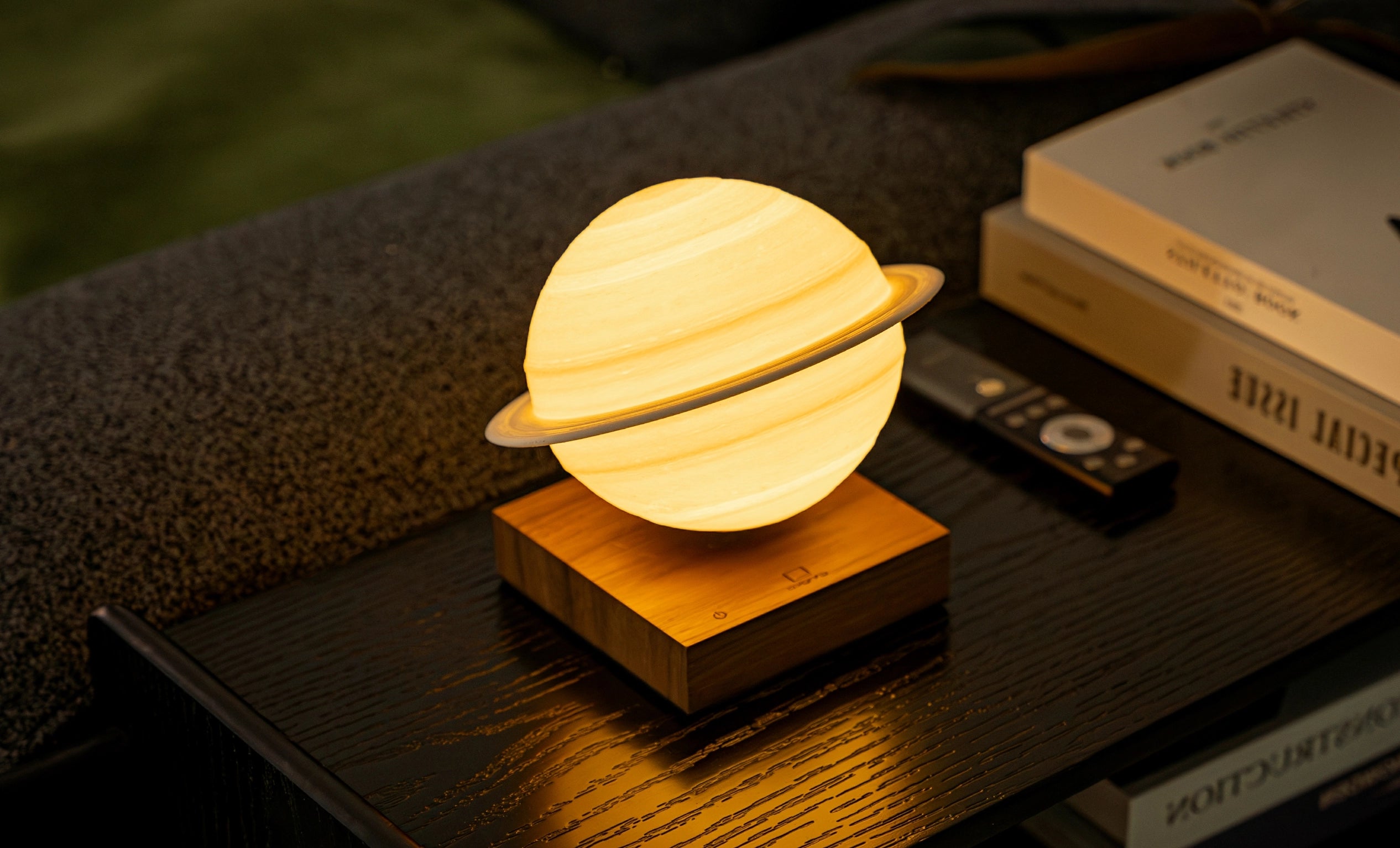 Smart Levitating Saturn Lamp - Walnut