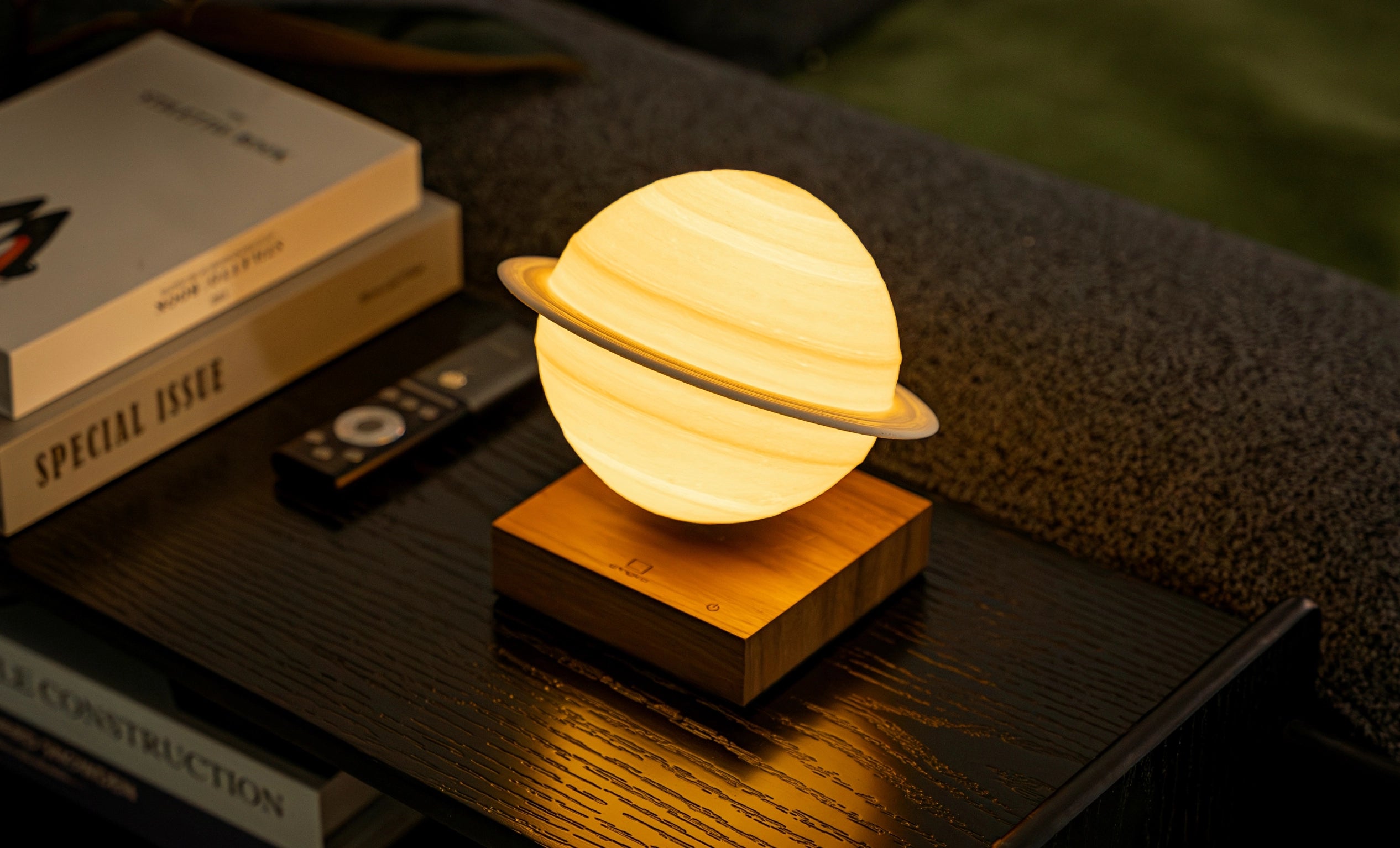 Smart Levitating Saturn Lamp - Walnut