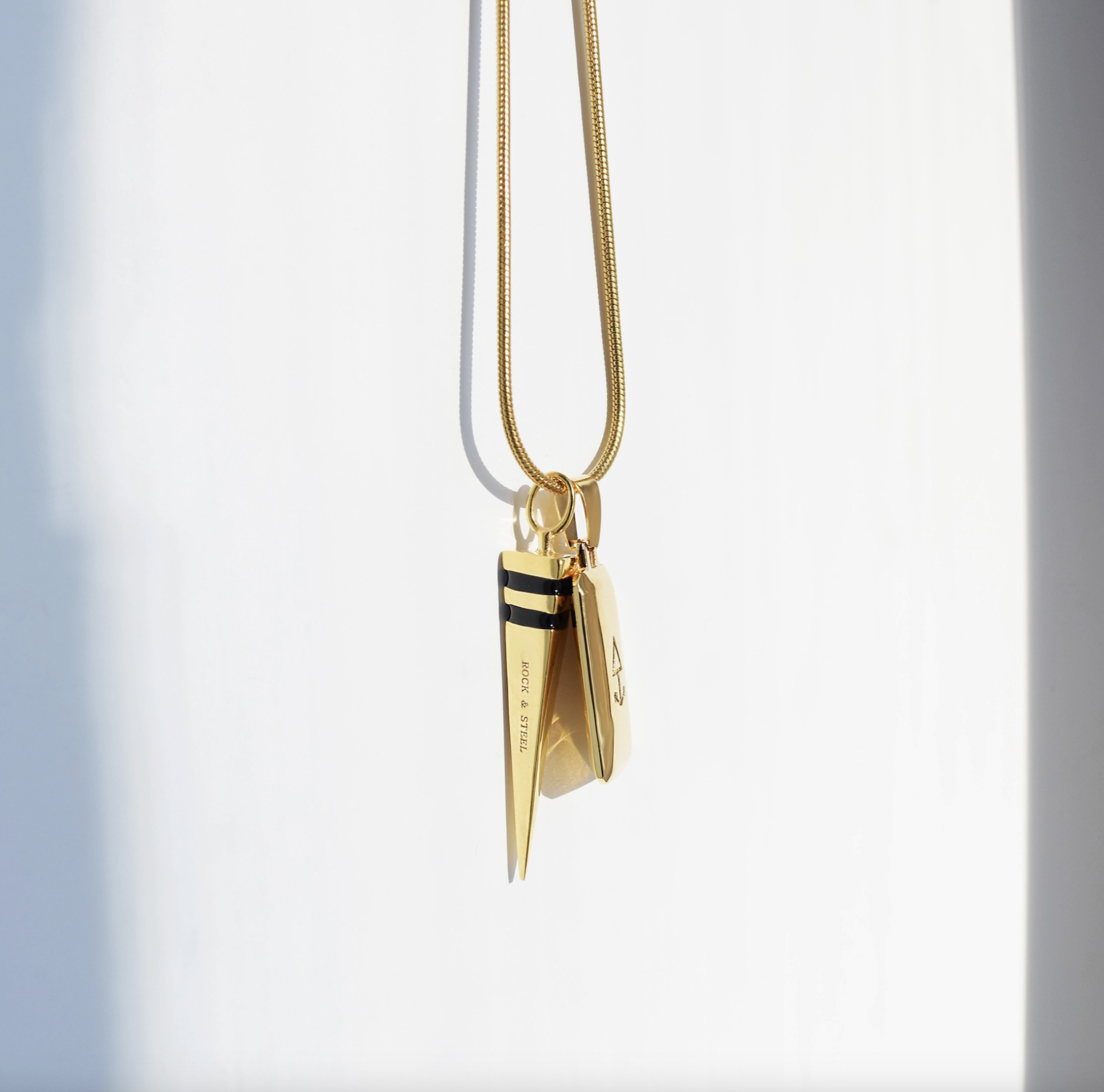 Set ROCKET & UNITY Gold Pendent | Rock & Steel