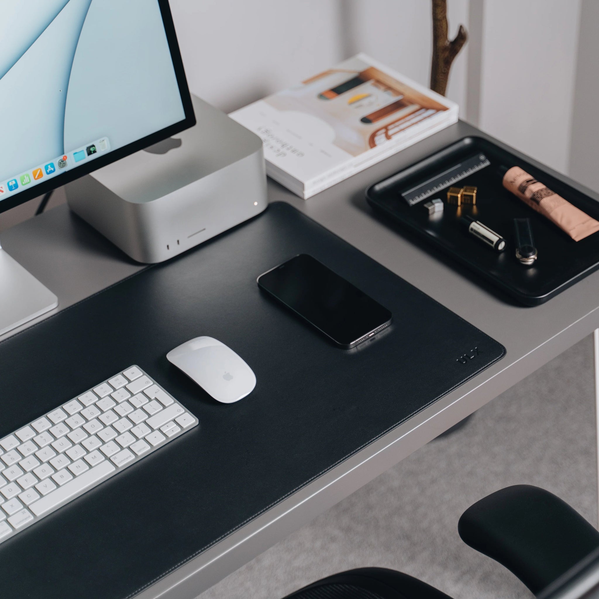 Premium Vegan Leather Desk Mat - Black - Dapperfella